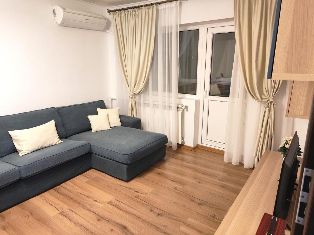 Apartment Platinum - Cu 3 Camere, 2 Dormitoare, 2 Bai, Bucatarie Complet Utilata, 2 Balcoane