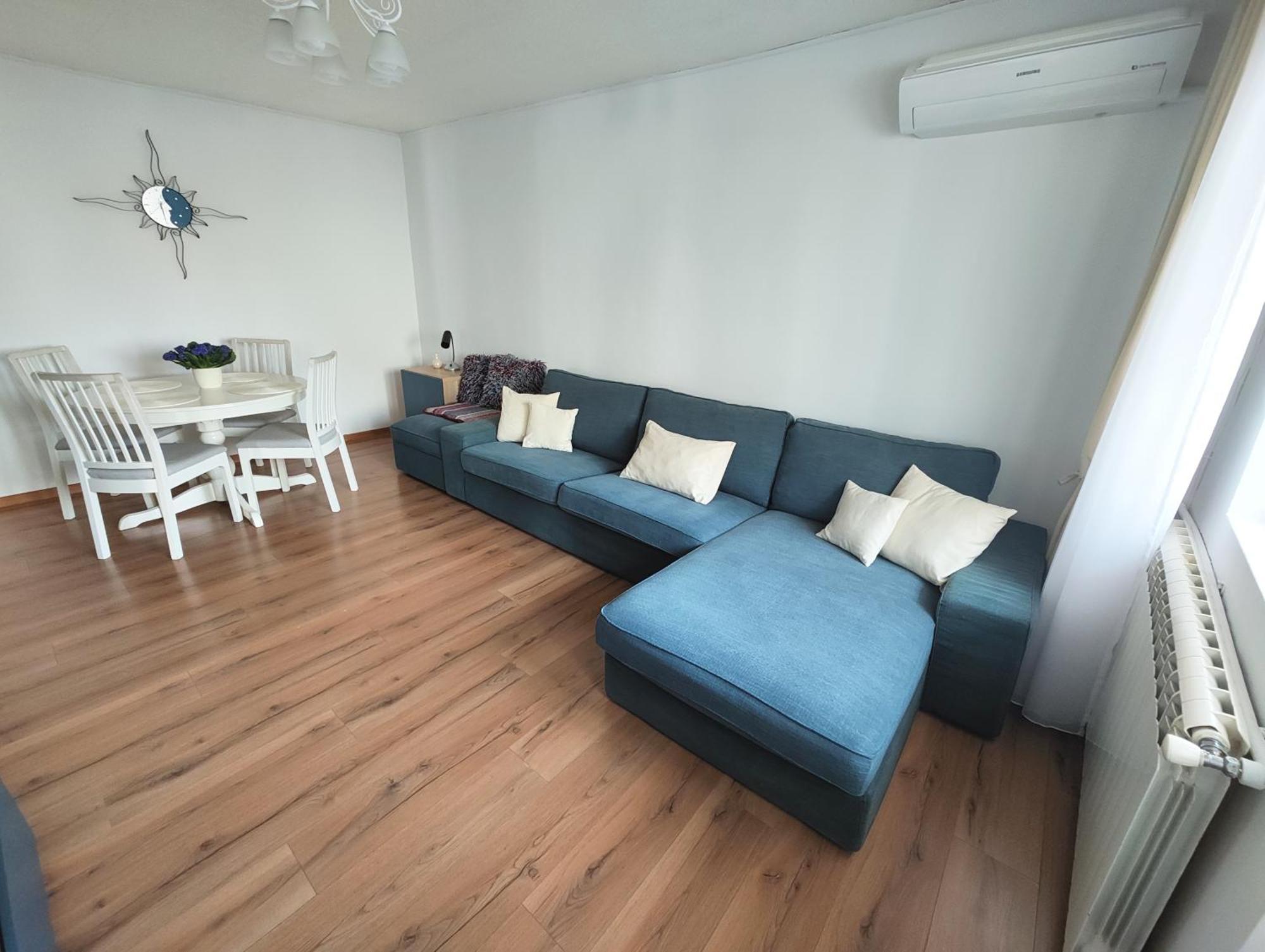 Apartment Platinum - Cu 3 Camere, 2 Dormitoare, 2 Bai, Bucatarie Complet Utilata, 2 Balcoane