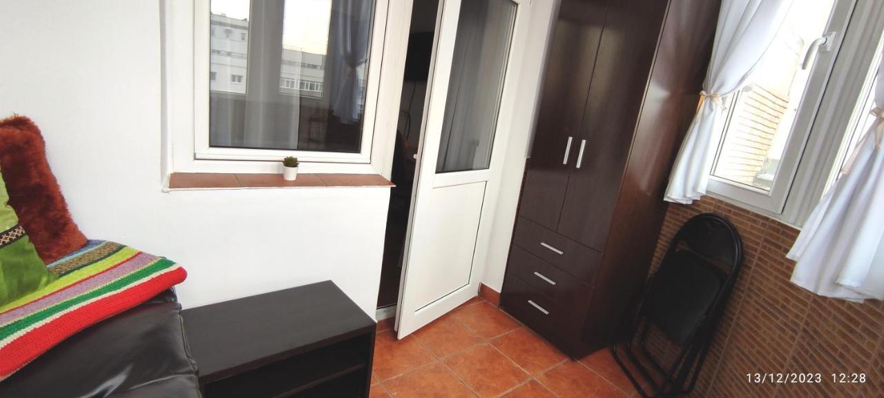 Platinum - Cu 3 Camere, 2 Dormitoare, 2 Bai, Bucatarie Complet Utilata, 2 Balcoane Apartment