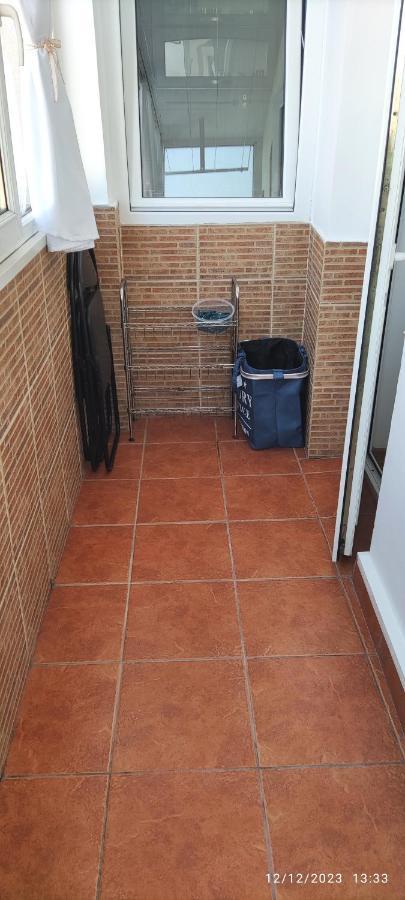 Platinum - Cu 3 Camere, 2 Dormitoare, 2 Bai, Bucatarie Complet Utilata, 2 Balcoane