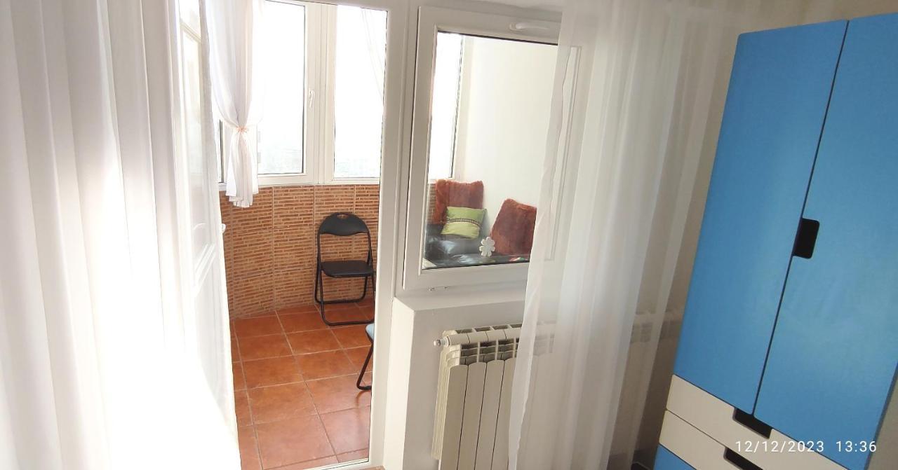 Apartment Platinum - Cu 3 Camere, 2 Dormitoare, 2 Bai, Bucatarie Complet Utilata, 2 Balcoane