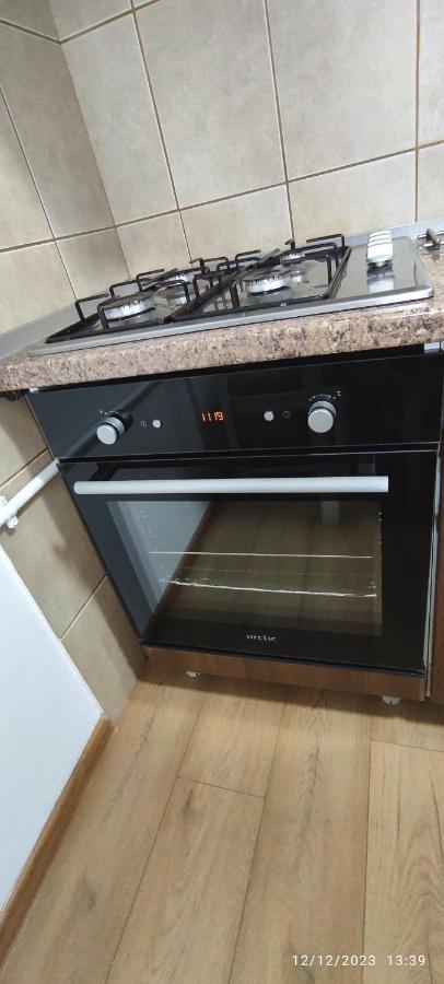 Apartment Platinum - Cu 3 Camere, 2 Dormitoare, 2 Bai, Bucatarie Complet Utilata, 2 Balcoane Bucharest