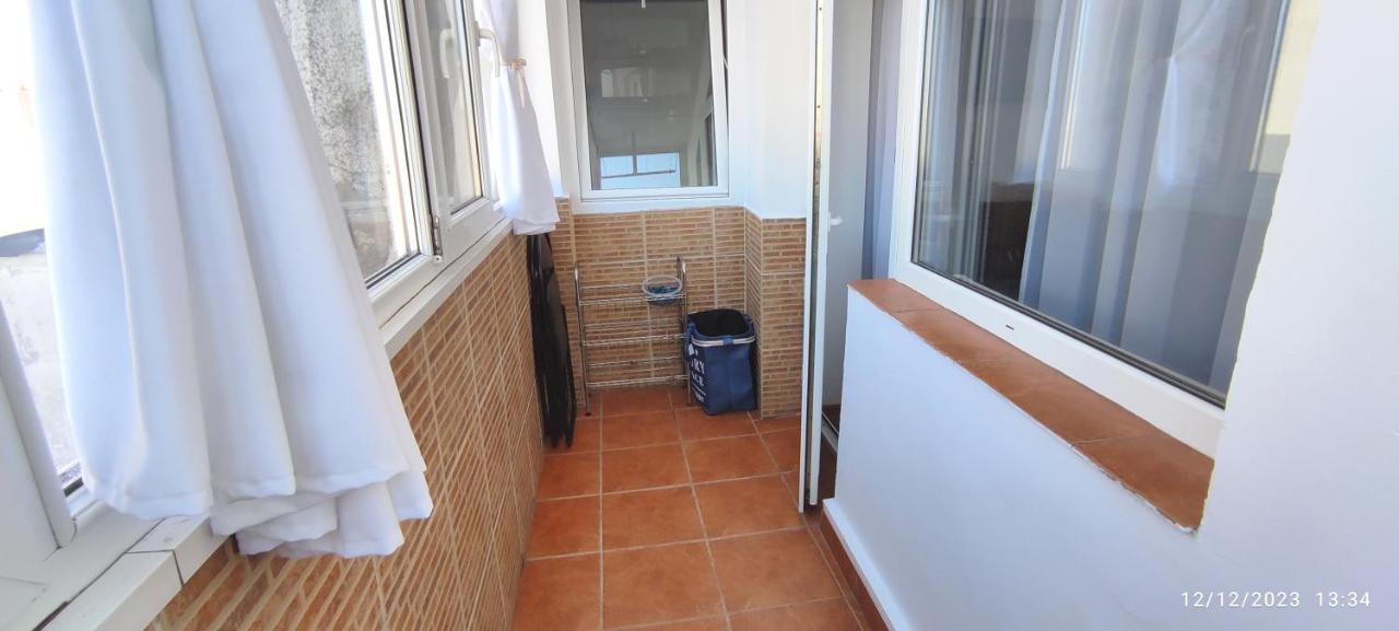 Platinum - Cu 3 Camere, 2 Dormitoare, 2 Bai, Bucatarie Complet Utilata, 2 Balcoane Apartment *