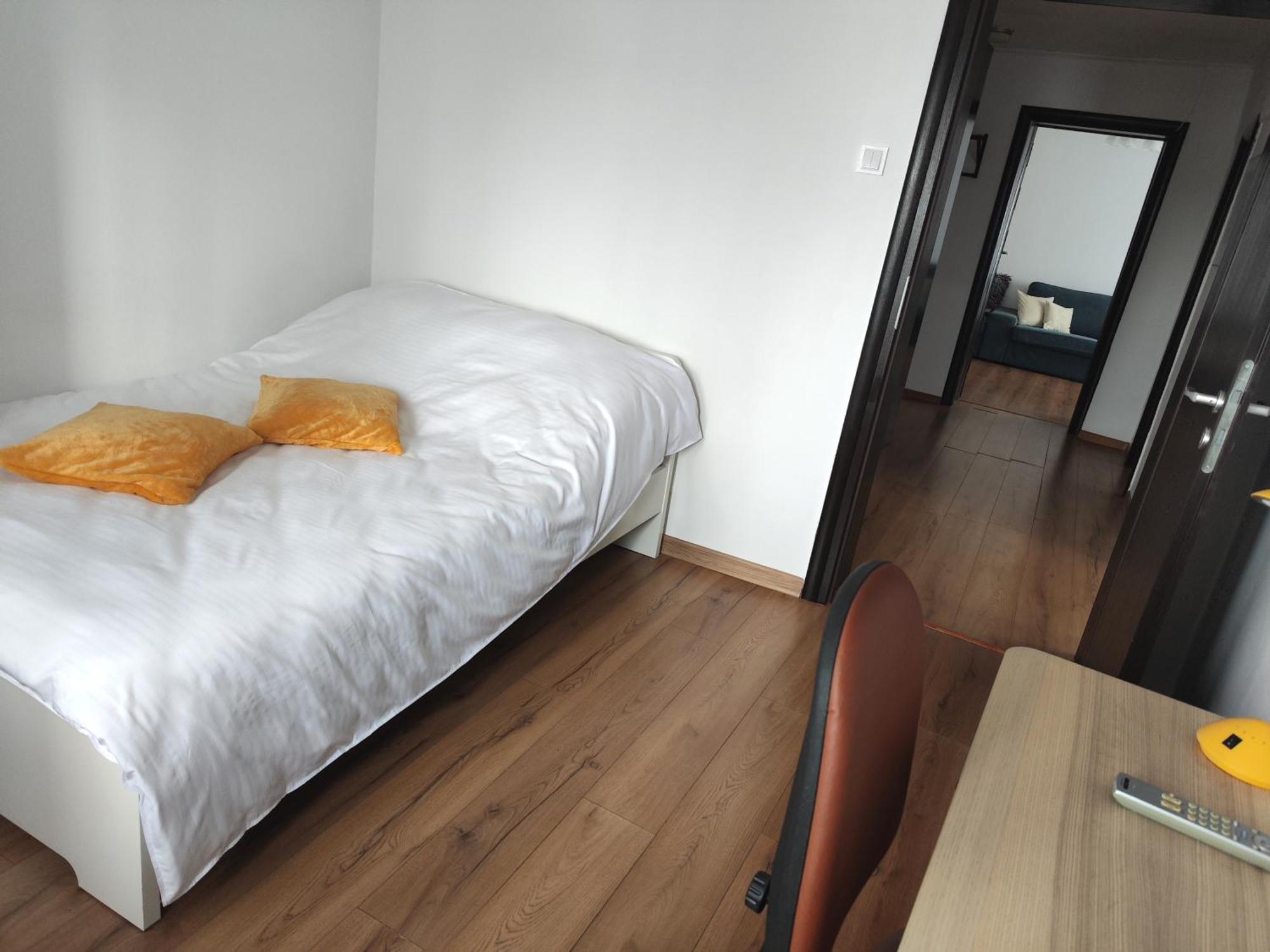 Platinum - Cu 3 Camere, 2 Dormitoare, 2 Bai, Bucatarie Complet Utilata, 2 Balcoane Apartment *