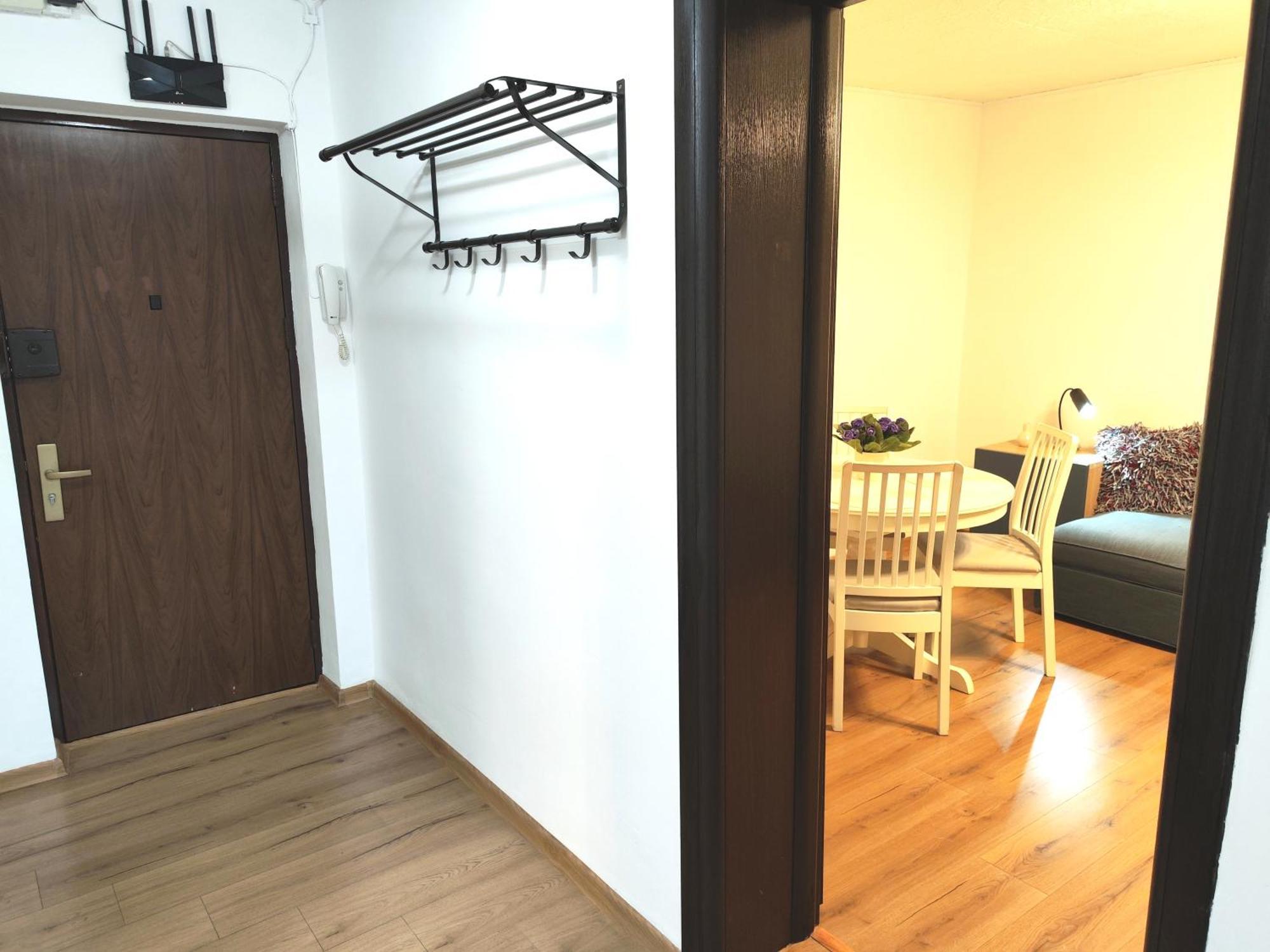Apartment Platinum - Cu 3 Camere, 2 Dormitoare, 2 Bai, Bucatarie Complet Utilata, 2 Balcoane
