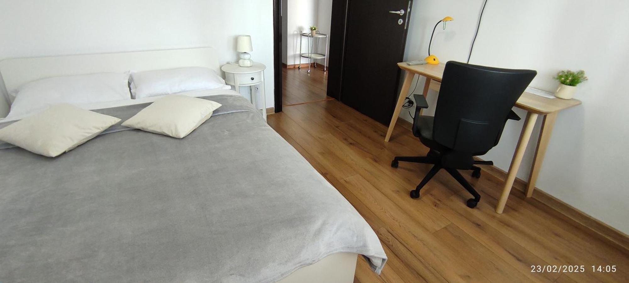 Apartment Platinum - Cu 3 Camere, 2 Dormitoare, 2 Bai, Bucatarie Complet Utilata, 2 Balcoane Bucharest