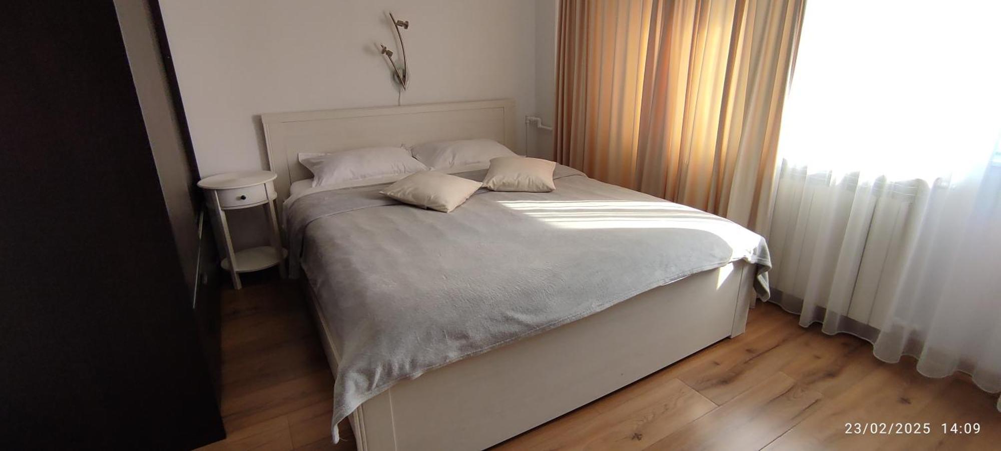 Apartment Platinum - Cu 3 Camere, 2 Dormitoare, 2 Bai, Bucatarie Complet Utilata, 2 Balcoane Bucharest